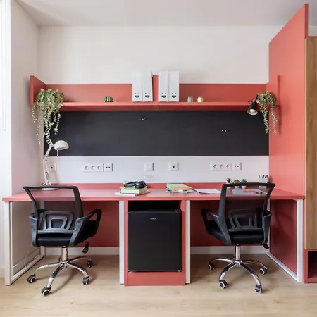 Ostello Residencia Universitaria Resa Campo Grande *