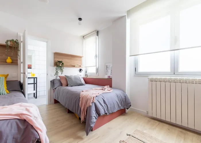 Residencia Universitaria Resa Campo Grande Appartement *